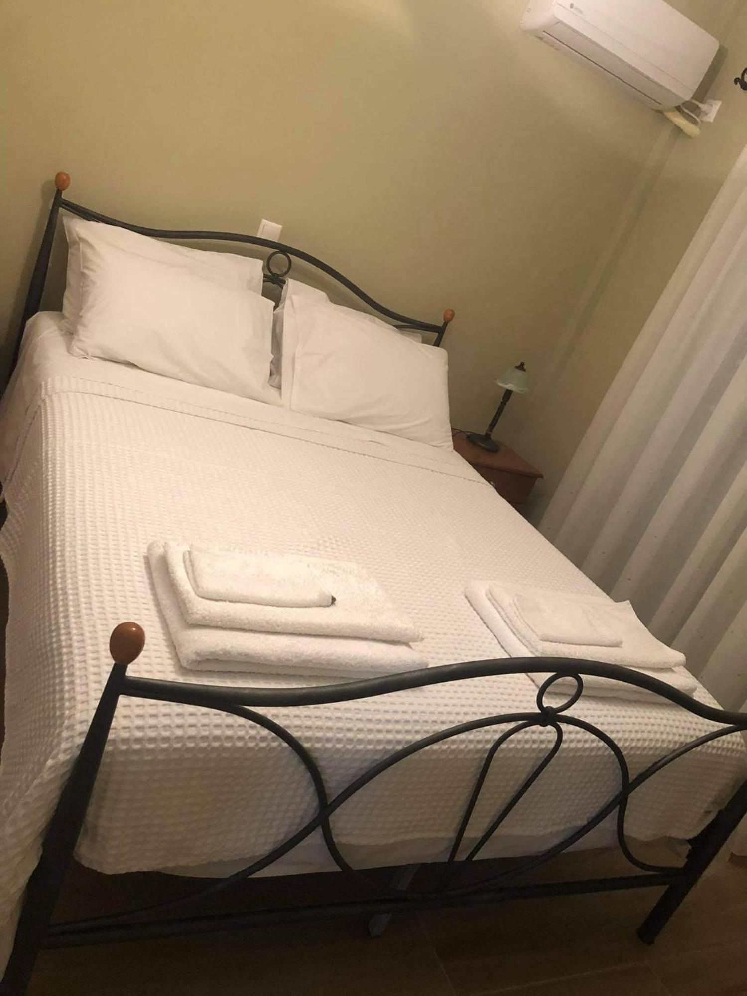 Lydia'S Inn 2 With Private Pool Μελίσσι Εξωτερικό φωτογραφία